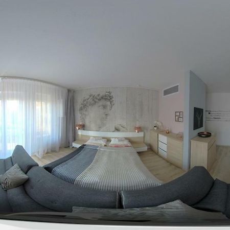 Hunyadi Apartman Szekszárd エクステリア 写真