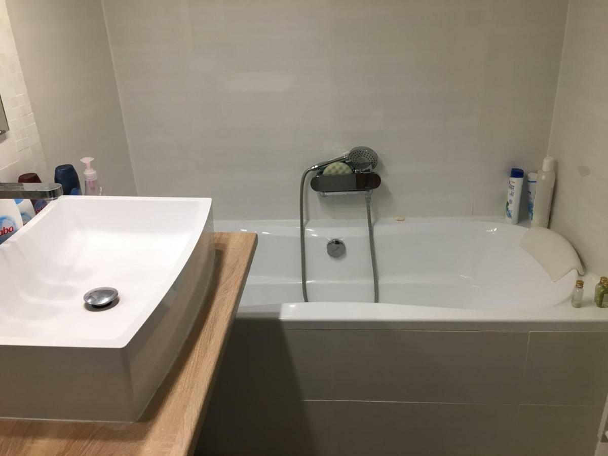 Hunyadi Apartman Szekszárd エクステリア 写真