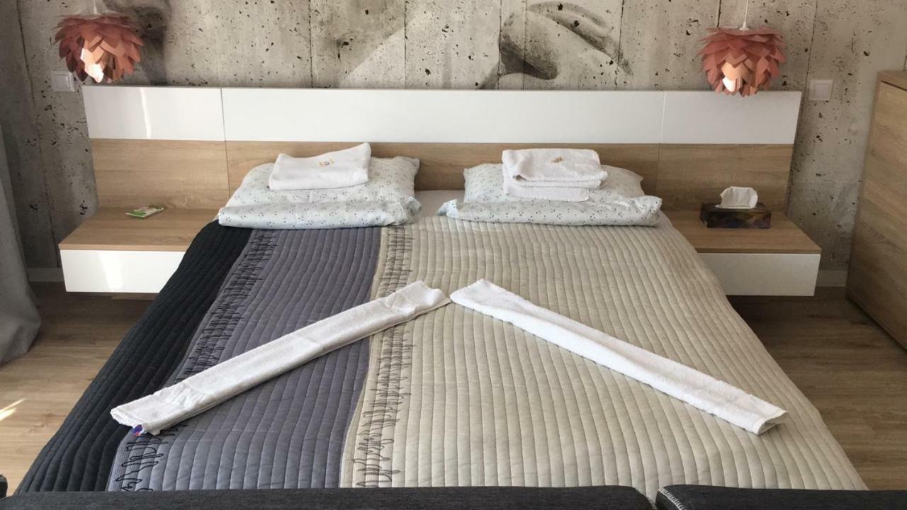 Hunyadi Apartman Szekszárd エクステリア 写真