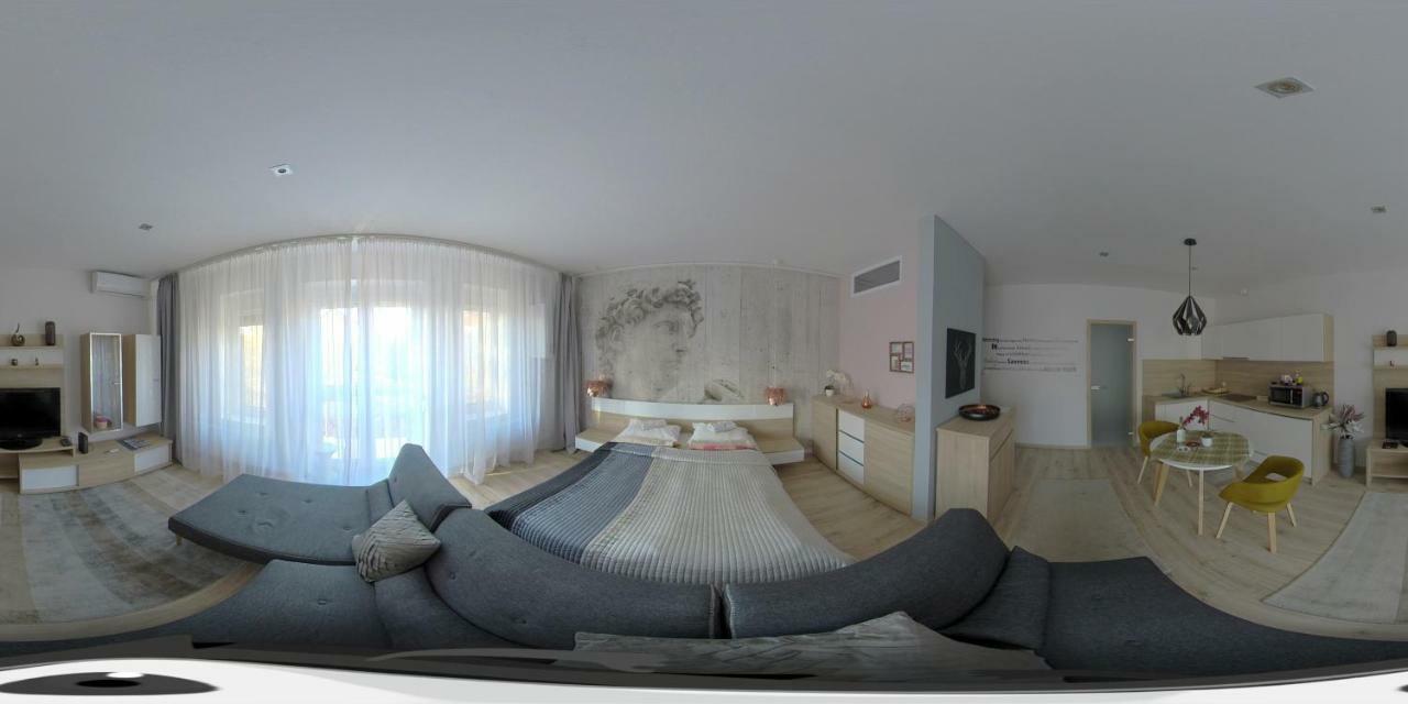 Hunyadi Apartman Szekszárd エクステリア 写真